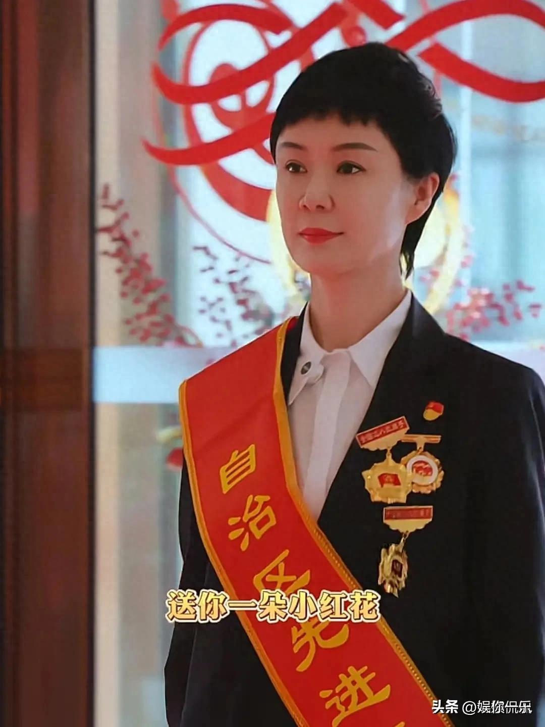 LOL竞猜-贺娇龙离世前聊天记录曝光,年入900万,本可以躺赢!47岁仍爱折腾